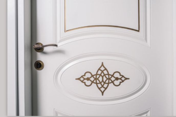 Royal Gold — detail 2